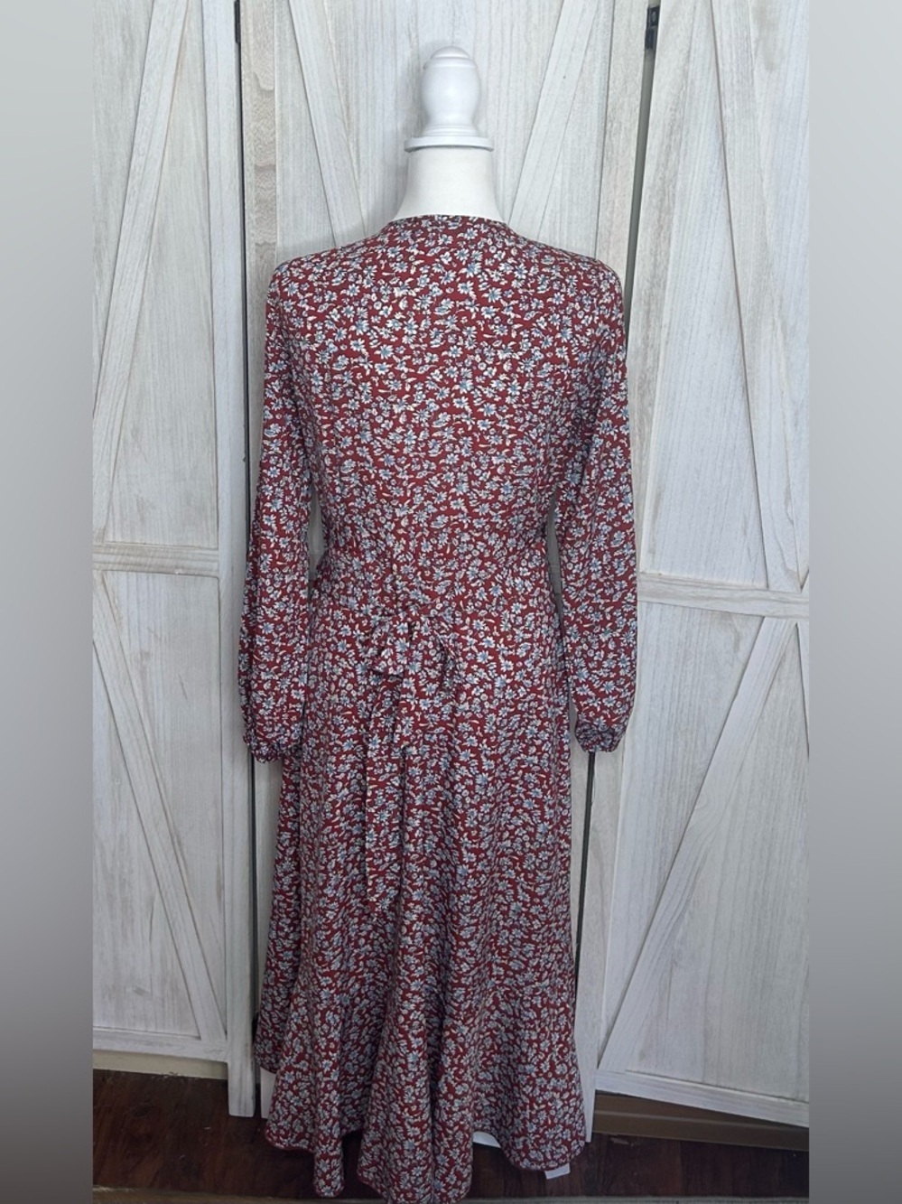 Pretty Garden EUC Floral Wrap Midi Dress Sz S Rust Blue Boho Wedding Guest Flowy - Picture 6 of 9